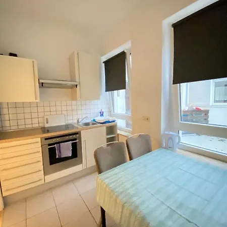 Apartamento Handwerker In Zentrum Mönchengladbach